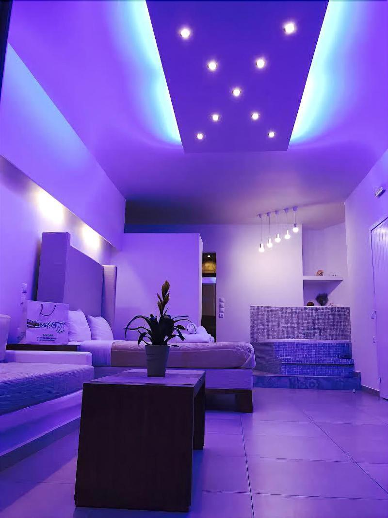 Queen Boutique Suites Mykonos Town エクステリア 写真