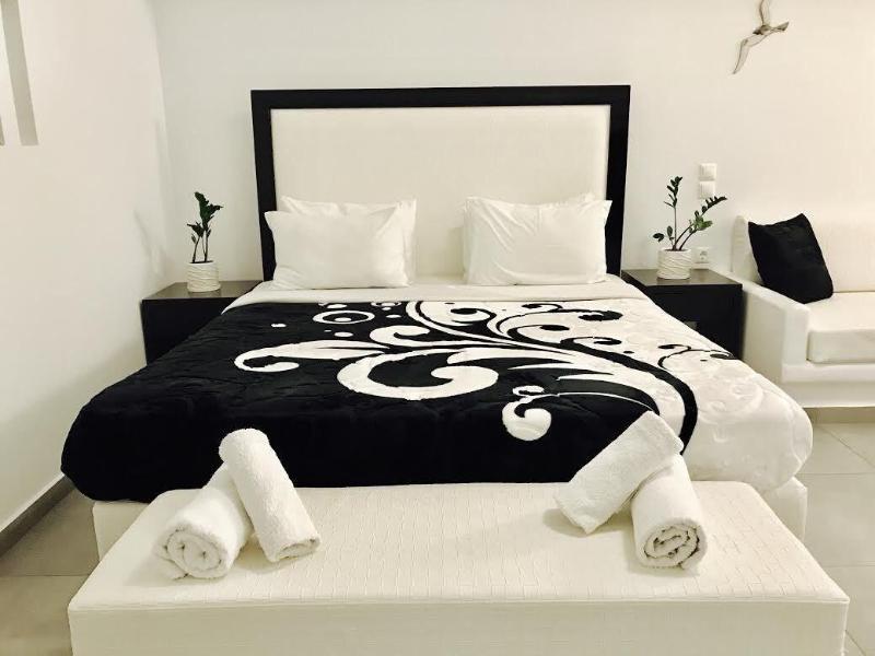 Queen Boutique Suites Mykonos Town エクステリア 写真