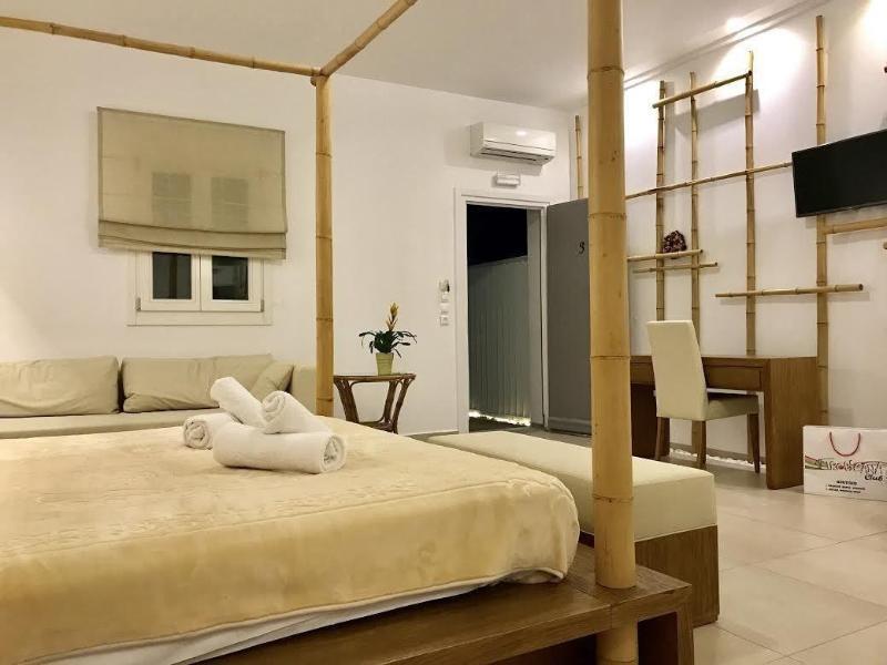 Queen Boutique Suites Mykonos Town エクステリア 写真