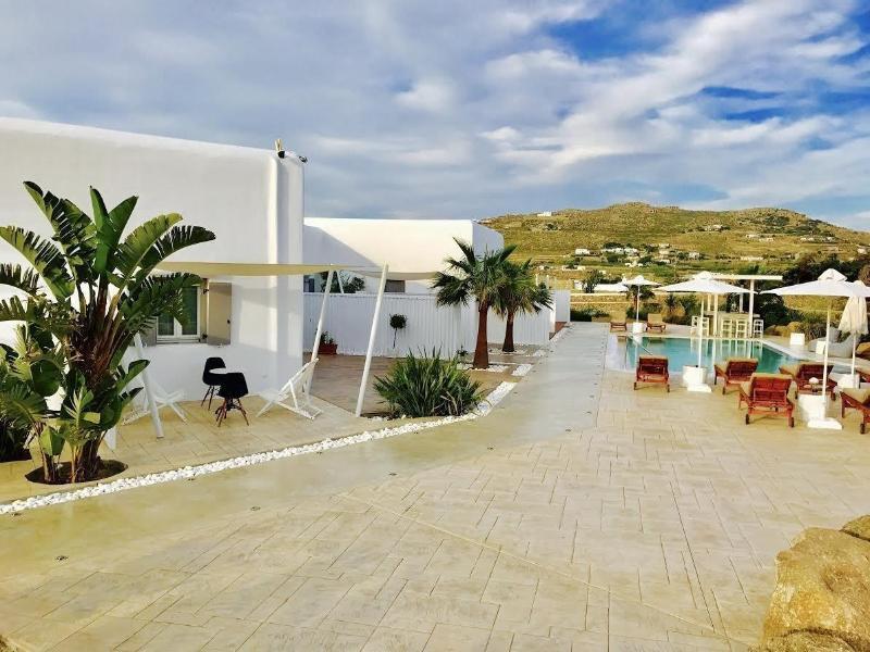Queen Boutique Suites Mykonos Town エクステリア 写真