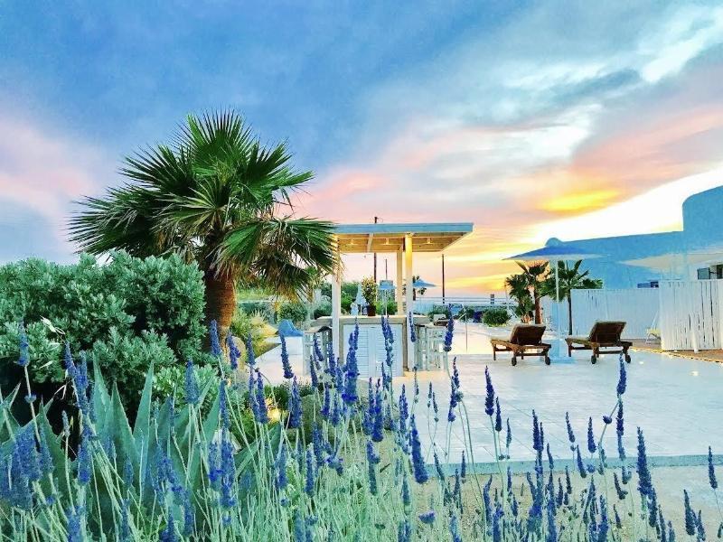 Queen Boutique Suites Mykonos Town エクステリア 写真