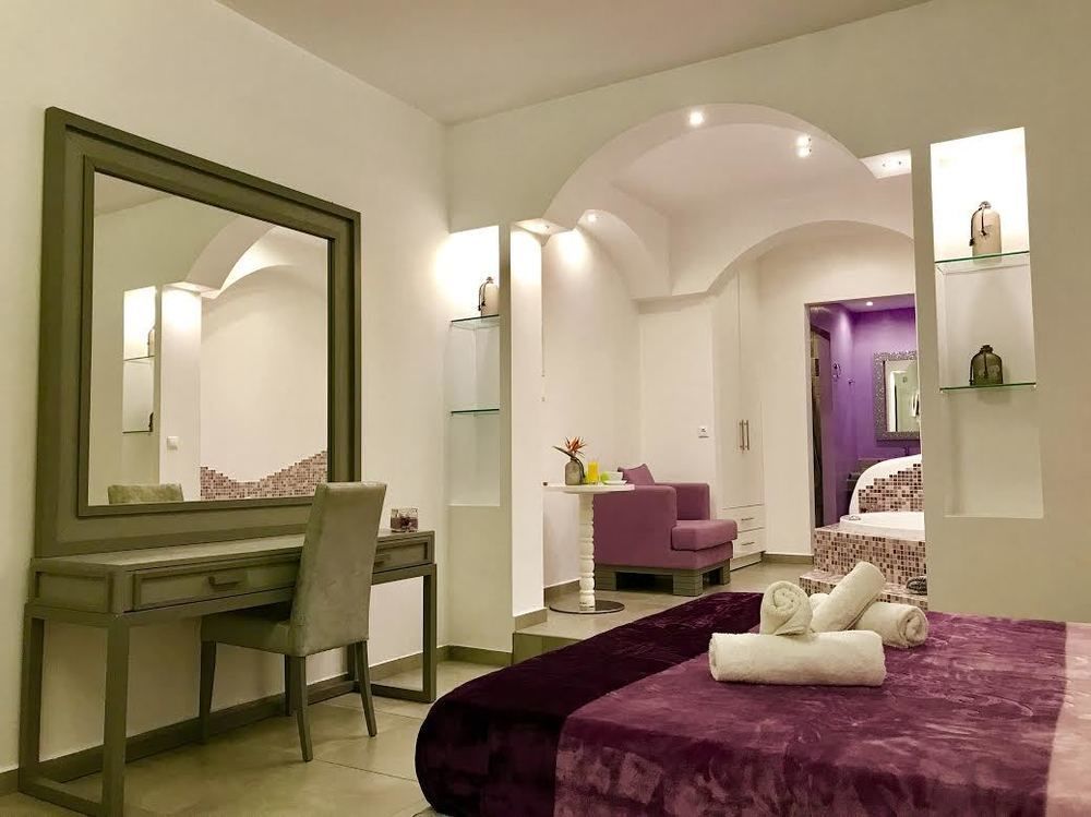 Queen Boutique Suites Mykonos Town エクステリア 写真