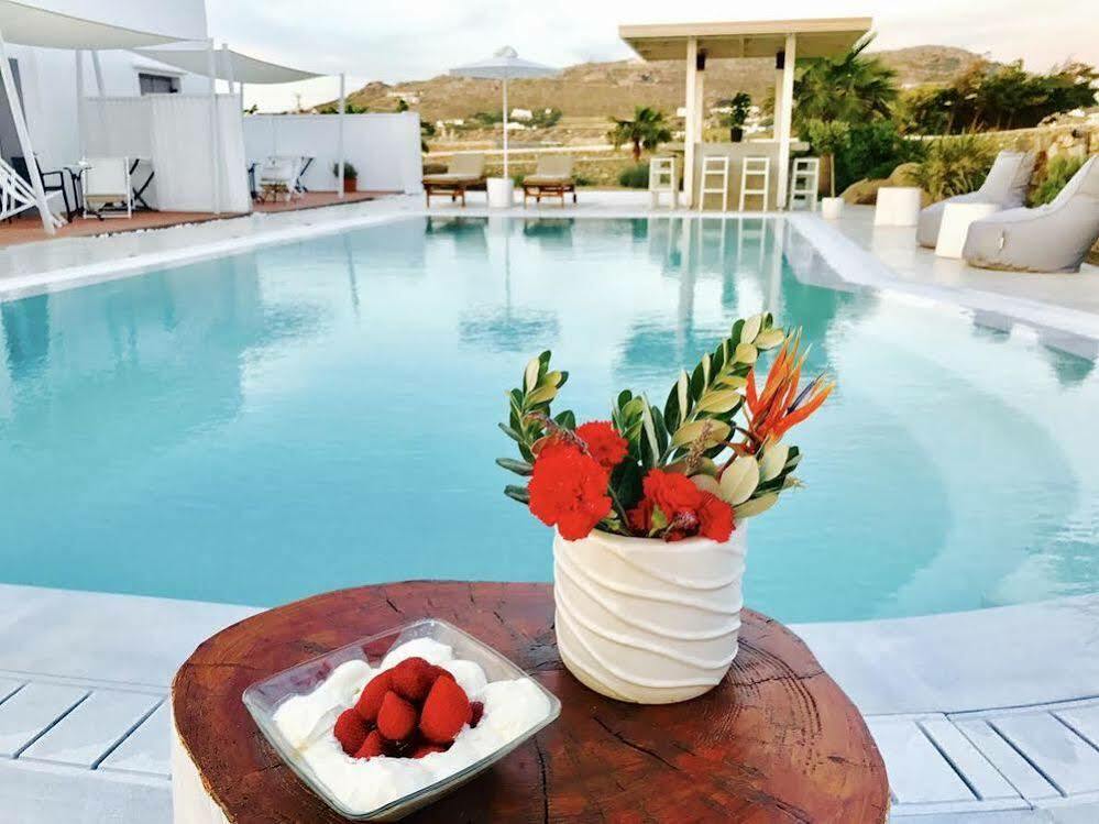 Queen Boutique Suites Mykonos Town エクステリア 写真