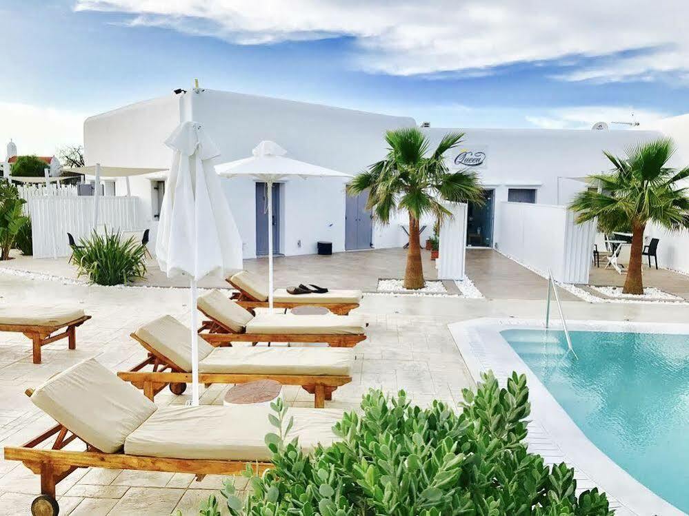 Queen Boutique Suites Mykonos Town エクステリア 写真